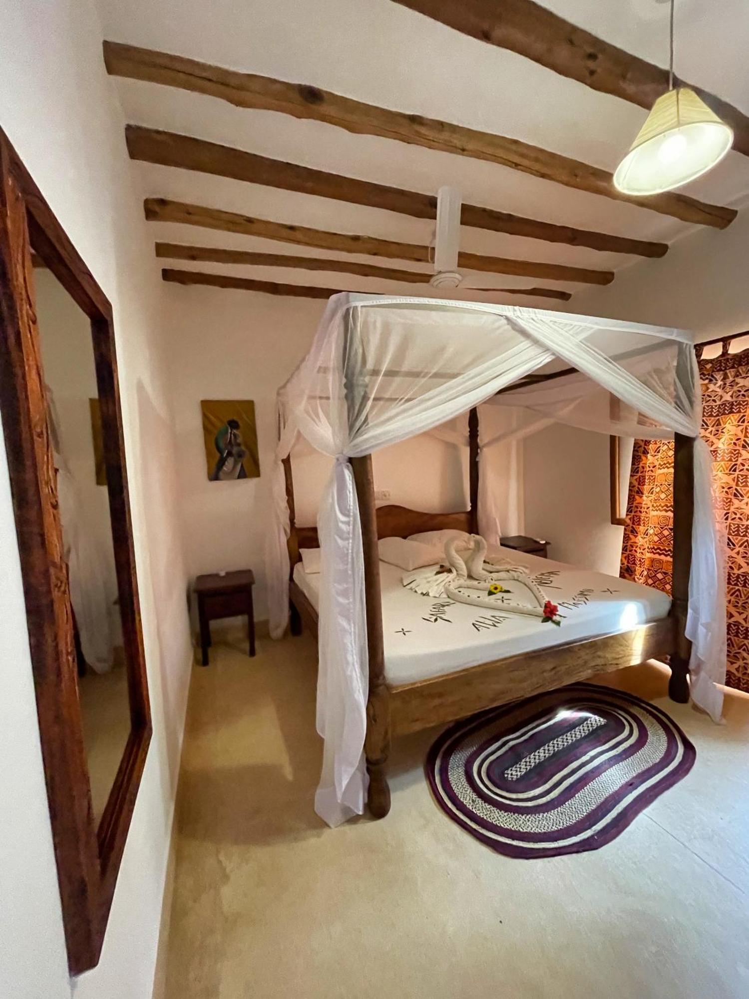 Paka House-Rafiki Village Watamu Exterior photo